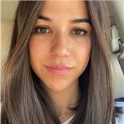 Traductora de inglés, francés e Italiano. Estudiante de Maes. Me ofrezco para dar clases y cursos personalizados y totalmente adaptados a las necesidades del alumno. Se preparan también exámenes oficiales de inglés